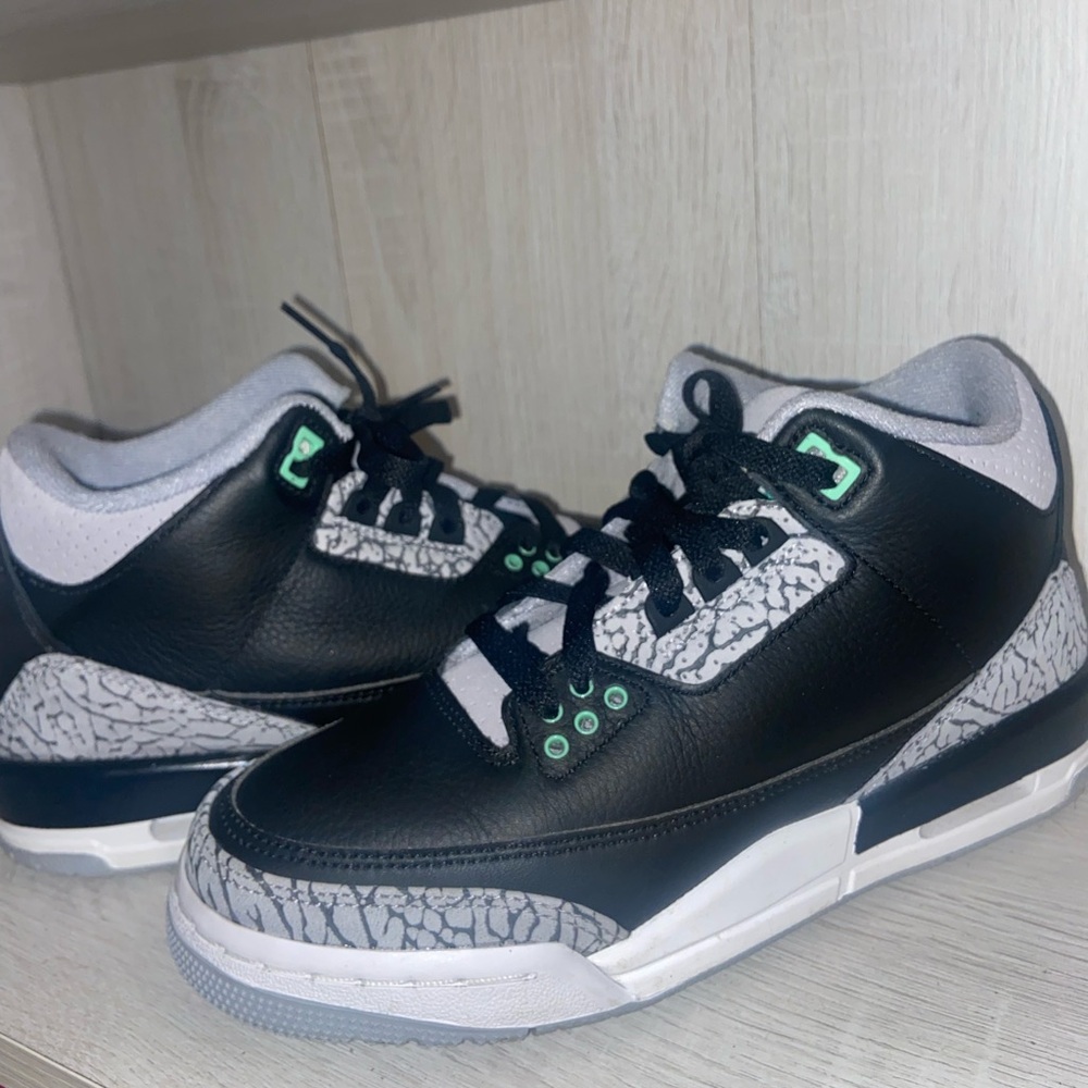 Jordan 3s ( Green Glow )